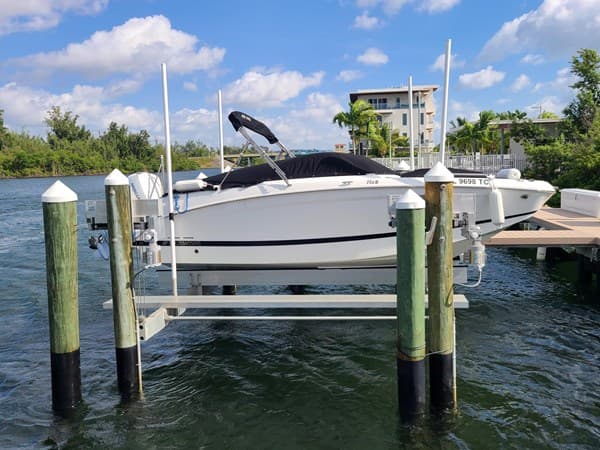 2021 2022 FOUR WINNS HD3