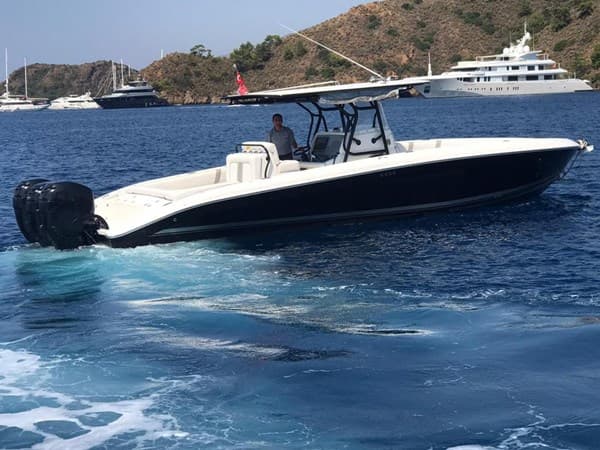 2010 MIDNIGHT EXPRESS