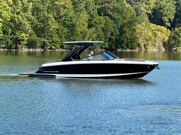 2022 30' CHAPARRAL 307 SSX