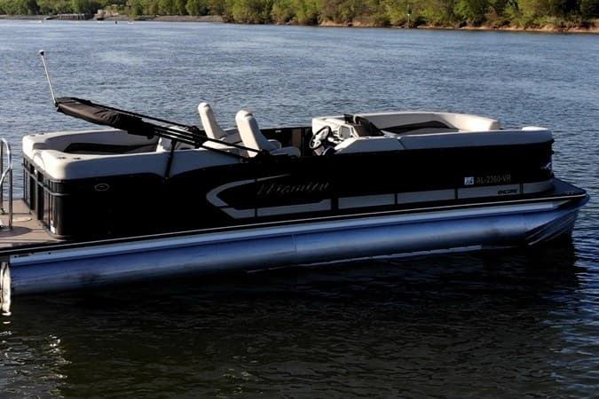 2022 25' MANITOU 25 ENCORE