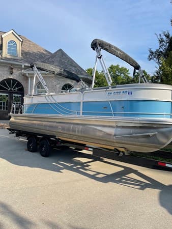 2022 24' SOUTH BAY 224 RS