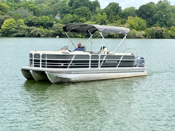 2021 BERKSHIRE 24 RXF CTS