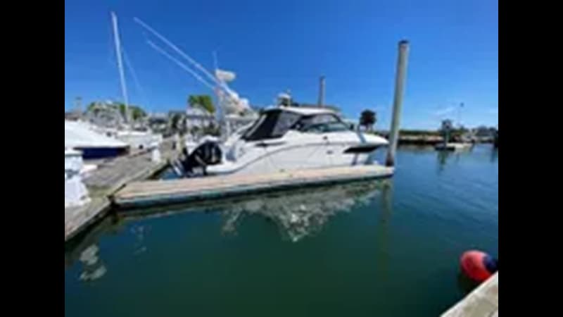 2022 SEA RAY 320 SUNDANCER OUTBOARD