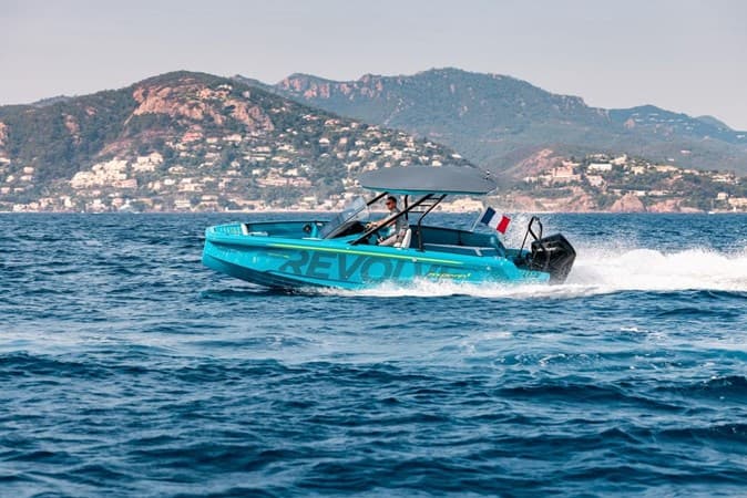 2021 AXOPAR X JOBE THE REVOLVE XXII