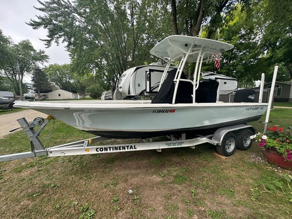 2017 KEY WEST 230 BAY REEF