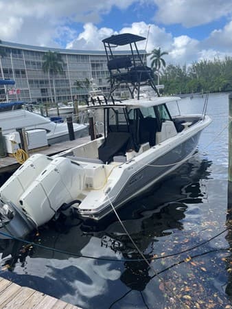 2022 2023 BOSTON WHALER 360 OUTRAGE